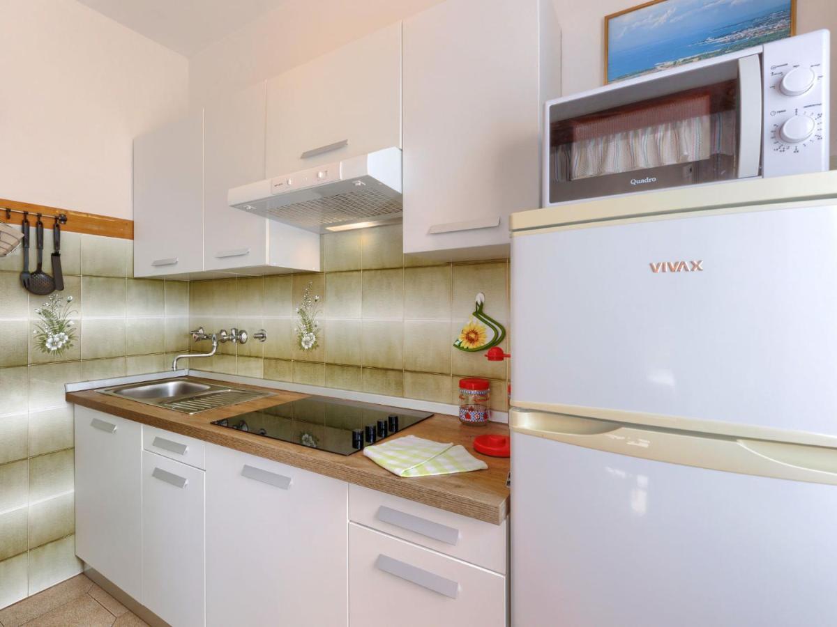 Apartment Elvi - Uma106 By Interhome 乌马格 外观 照片